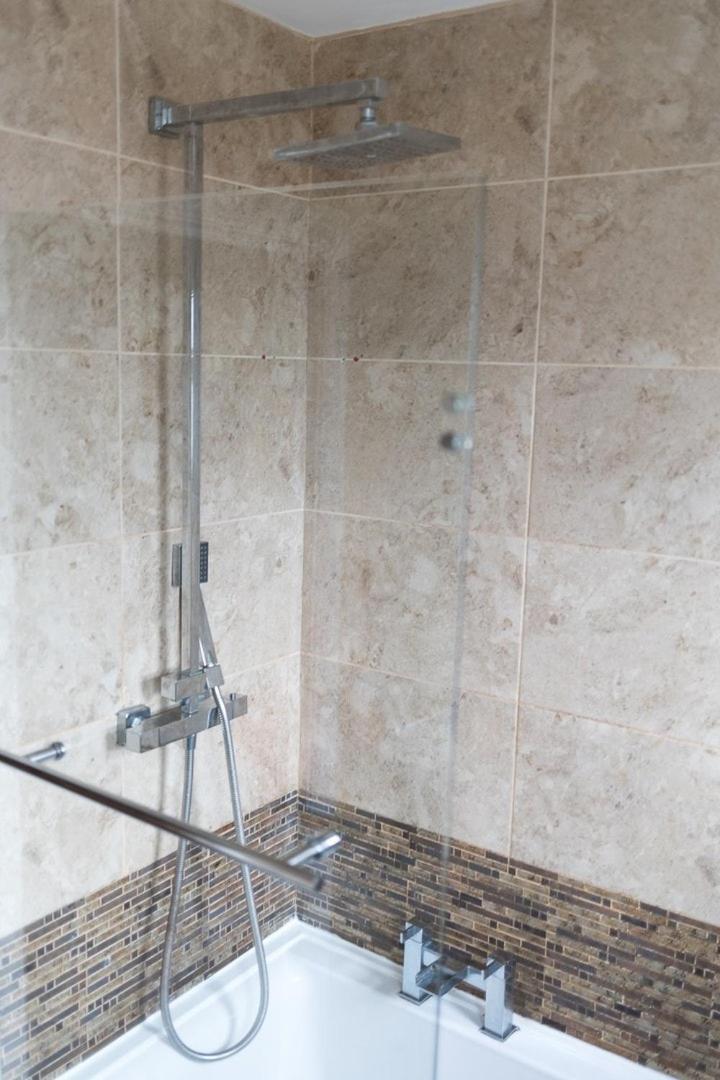 3 Bed Private Parking Bham Centre Contractors Families Students Holiday home Birmingham